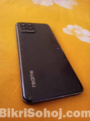 Realme 8